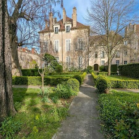 Le Notre Dame Apartment Dijon Bagian luar foto